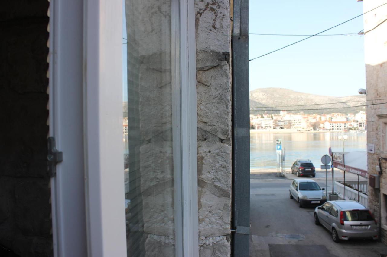 Lira - Studio Apartment Trogir Extérieur photo