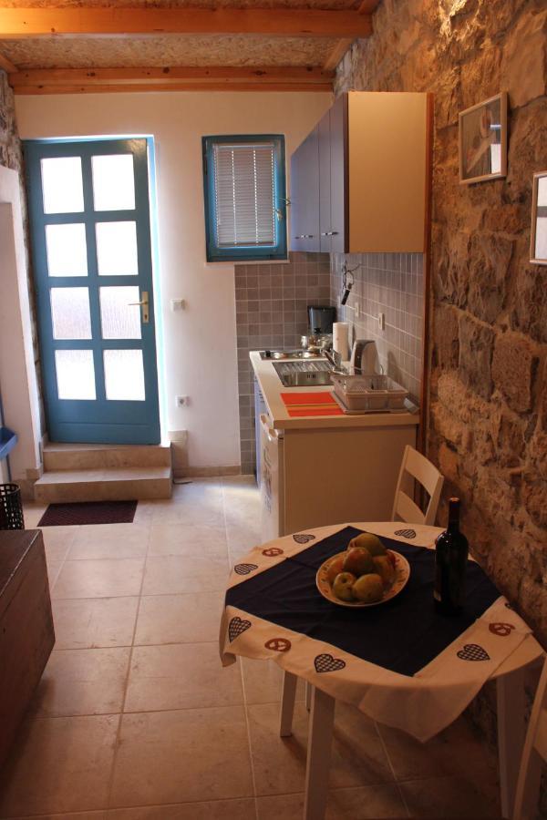Lira - Studio Apartment Trogir Extérieur photo