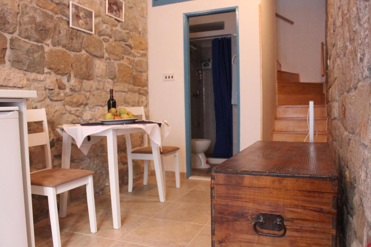 Lira - Studio Apartment Trogir Extérieur photo
